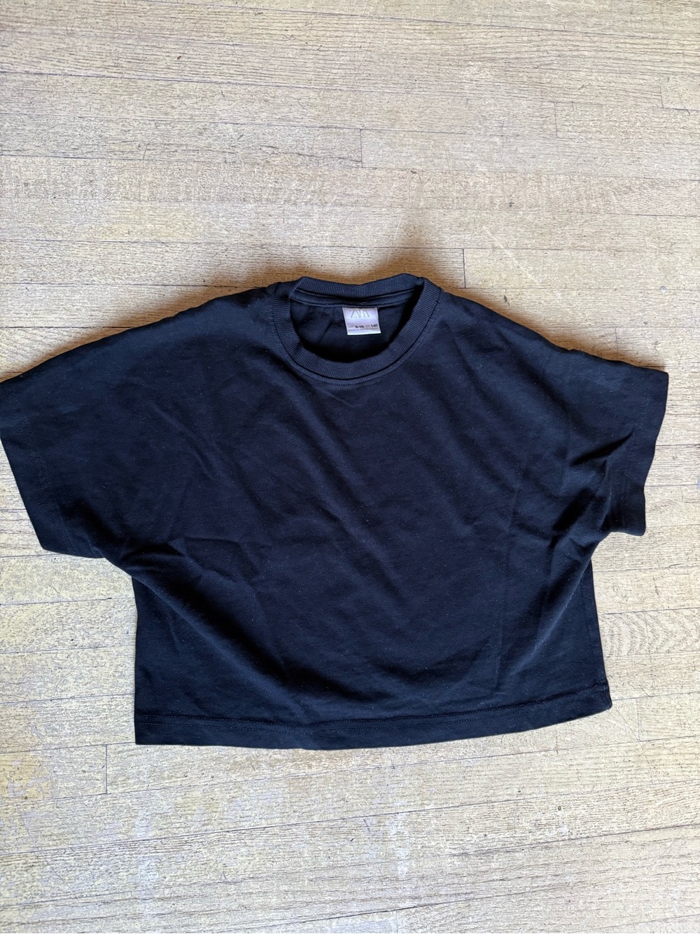 ZARA Girls Black crop t-shirt